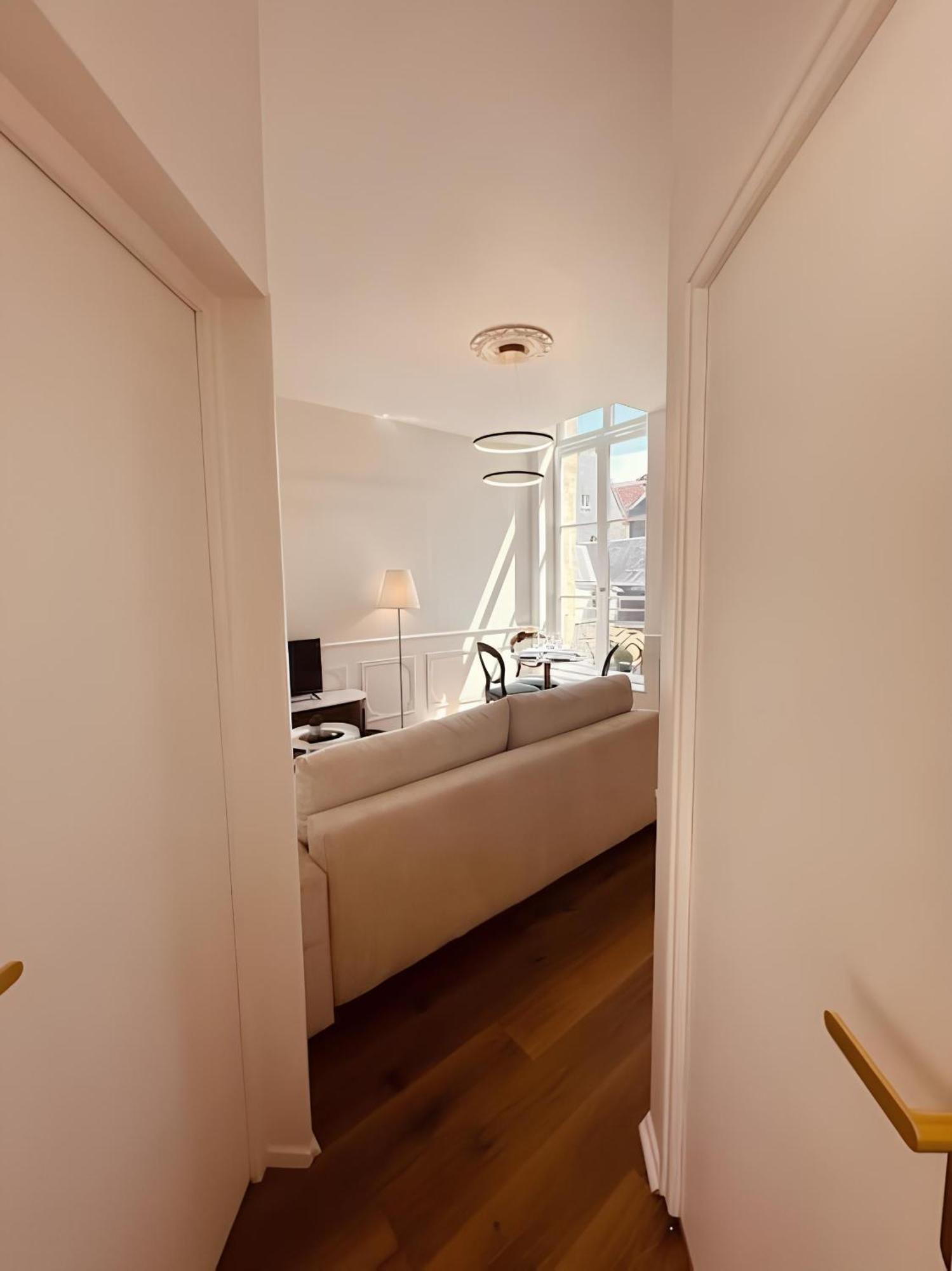 St Croix Appartement Style Haussmannien Lumineux "Menage & Linge Inclus" Rouen Exterior foto